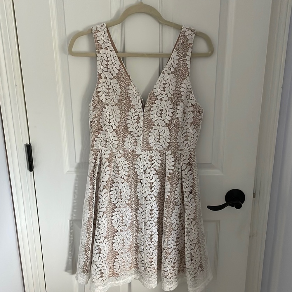 Lulu’s White Dress